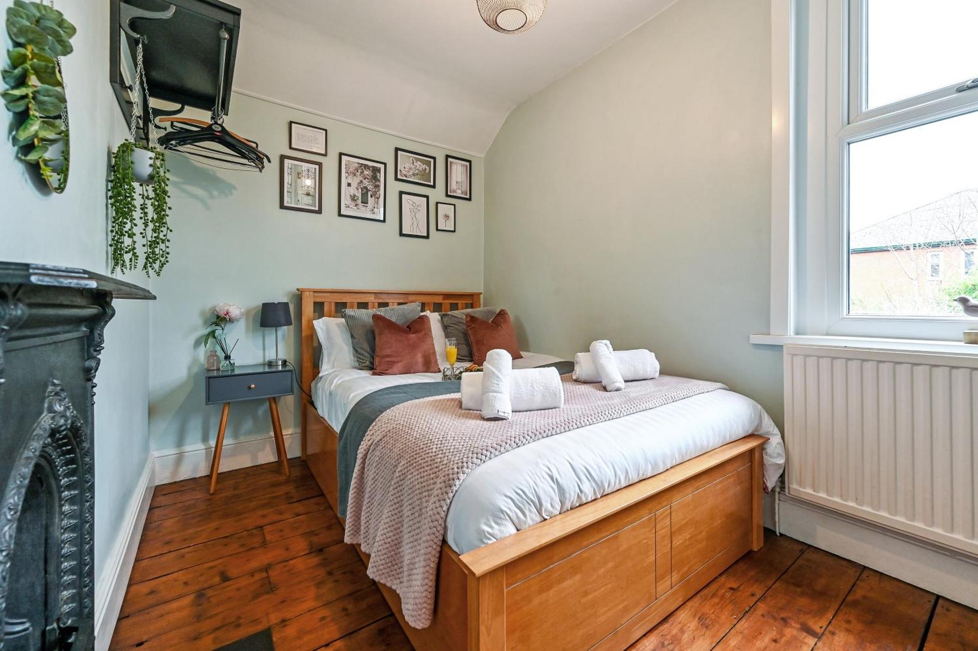 Beautiful Townhouse, Great Location - Pet Friendly Villa Cardiff Ngoại thất bức ảnh